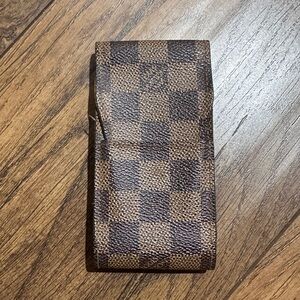 AUTHENTIC Louis Vuitton cosmetics case/phone case.
